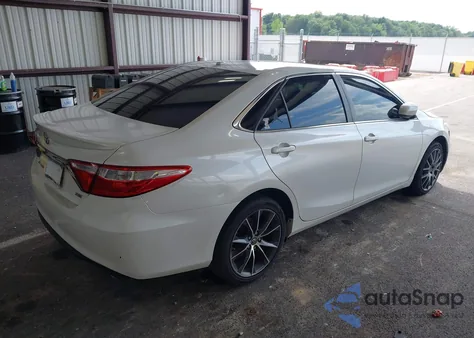 2015 Toyota Camry Xse z USA, uszkodzony, nr VIN 4T1BF1FKXFU090468